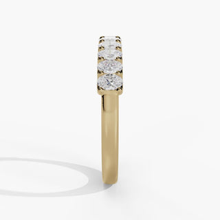 Oval Diamond U-Prong Wedding Band in 14K Gold