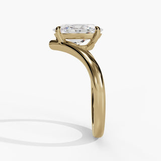 Oval Diamond Solitaire Engagement Ring with V-Shaped Shank in 14K Gold