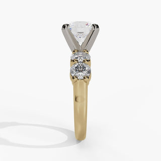 Round Diamond Engagement Ring in 14K Gold